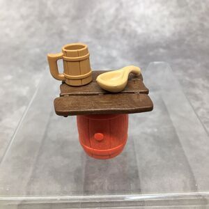 Playmobil Barrel Table w/Mug-Pirate/Castle Theme